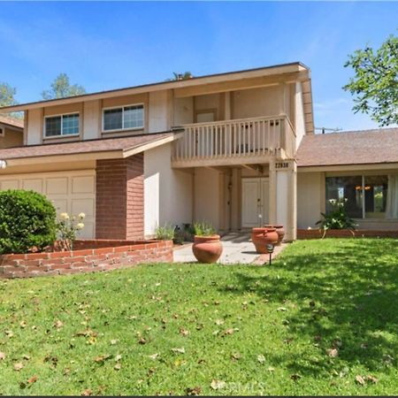 Valley Gem, Spacious 5 Bedroom 3 Bath, Sleeps 11 Los Angeles Exterior photo