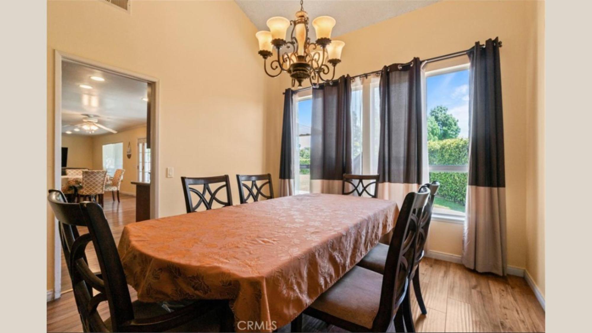 Valley Gem, Spacious 5 Bedroom 3 Bath, Sleeps 11 Los Angeles Exterior photo